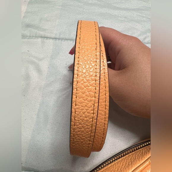 Michael Kors crossbody - Picture 2 of 10